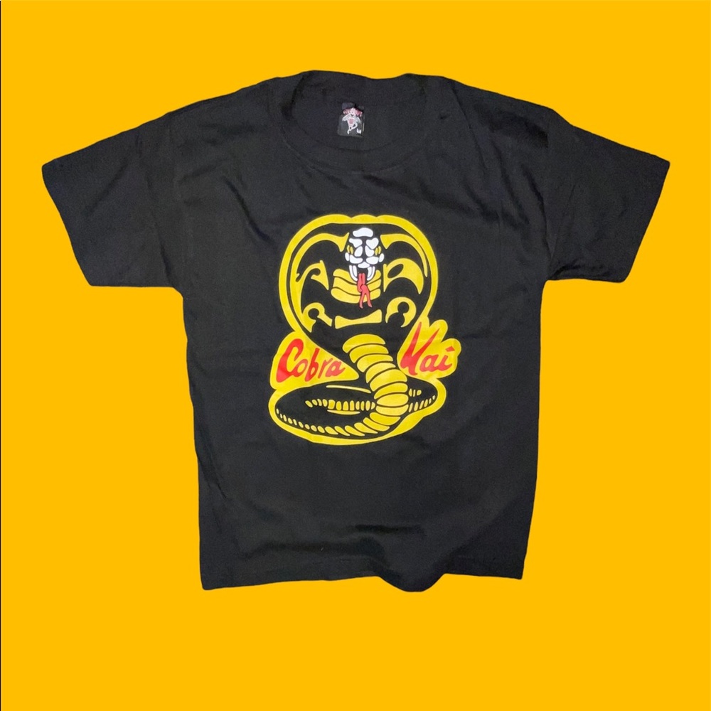 Cobra Kai graphic Tshirt !